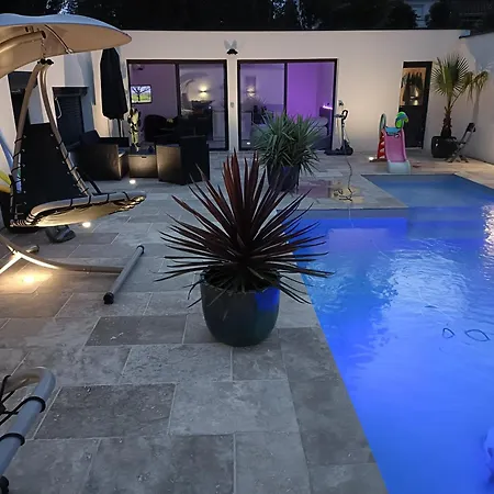 Piscine Privée * Artigues-près-Bordeaux