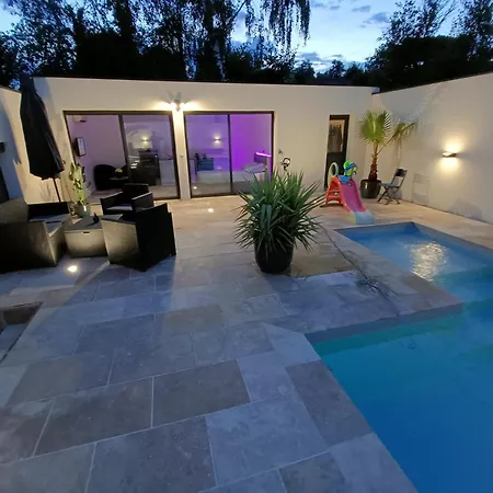 Piscine Privée Artigues-près-Bordeaux