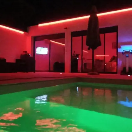 Piscine Privee Artigues-près-Bordeaux