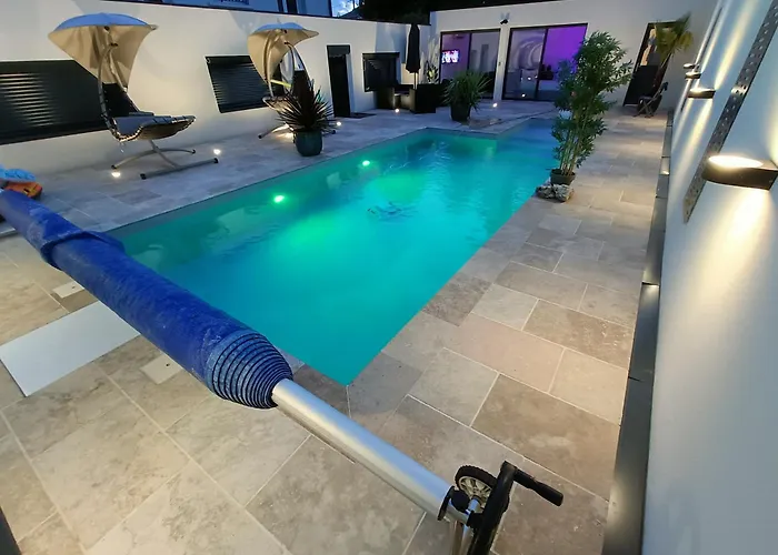 Piscine Privee * Artigues-près-Bordeaux