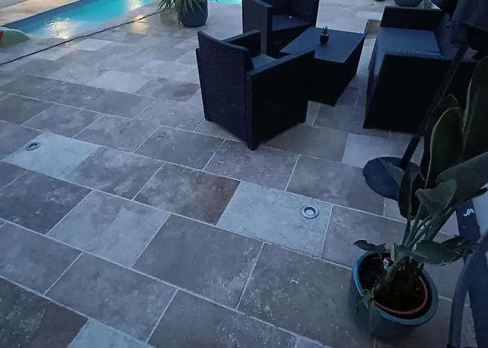 Piscine Privee Artigues-près-Bordeaux