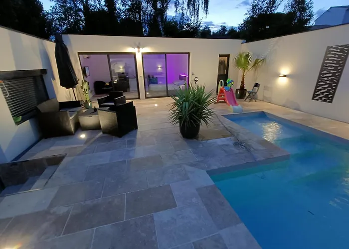 Piscine Privee Artigues-près-Bordeaux